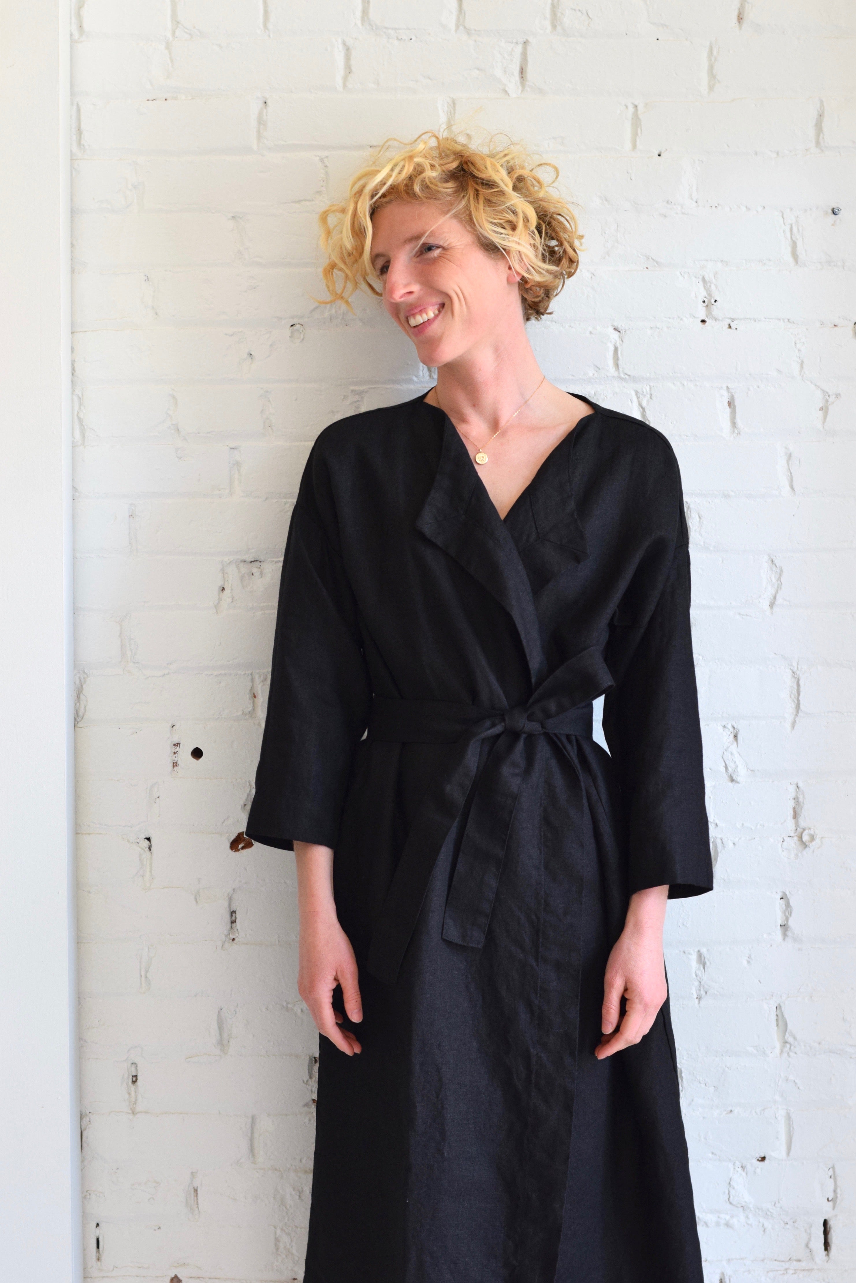 Amsterdam Linen Wrap Jacket | Black