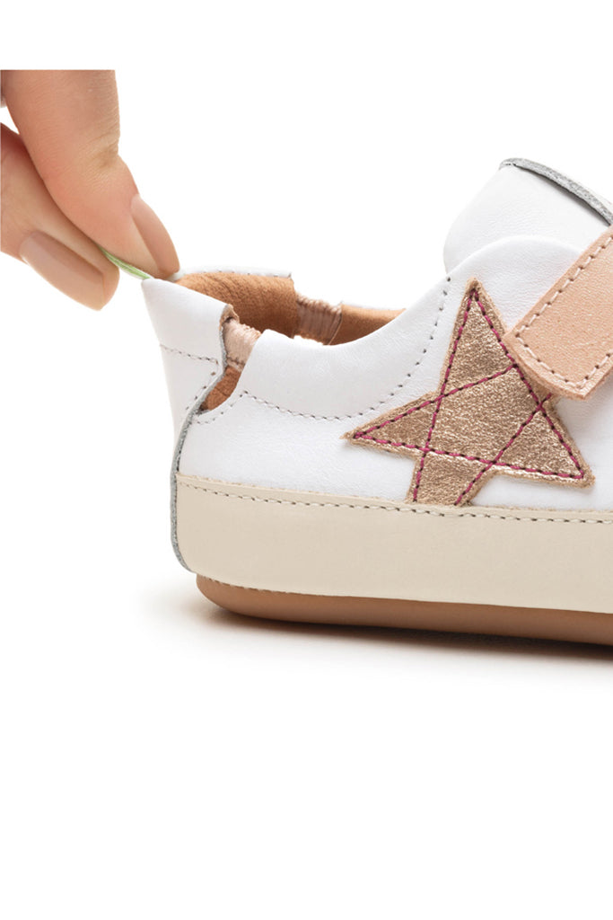 Bossy Star Sneakers - White / Metallic Salmon / Candy