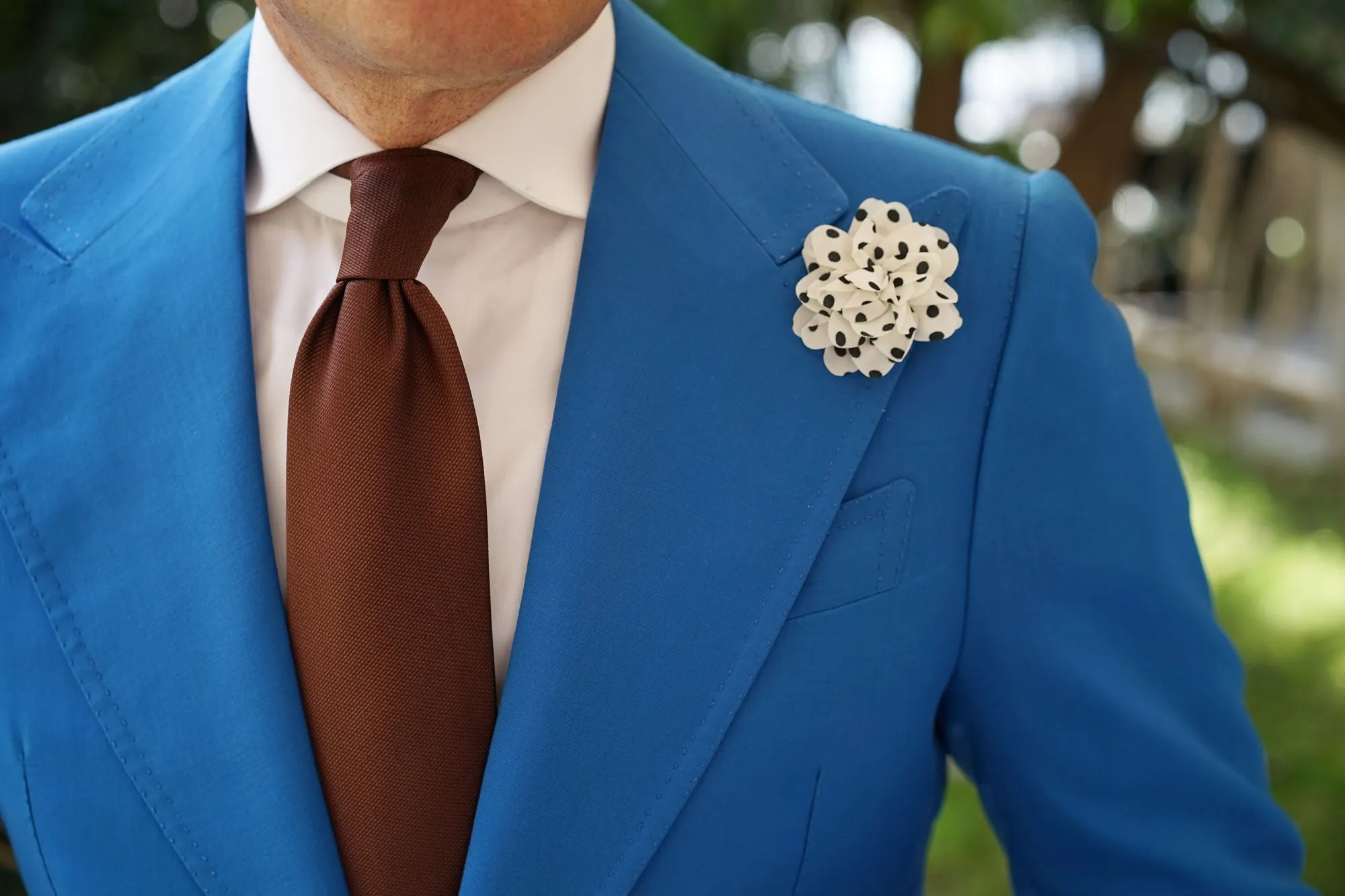 Dalmation Lapel Flower