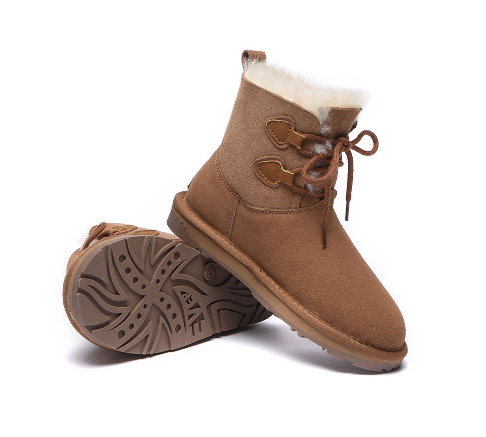 EVERAU Lace-Up Sheepskin Boots Women Short Stark