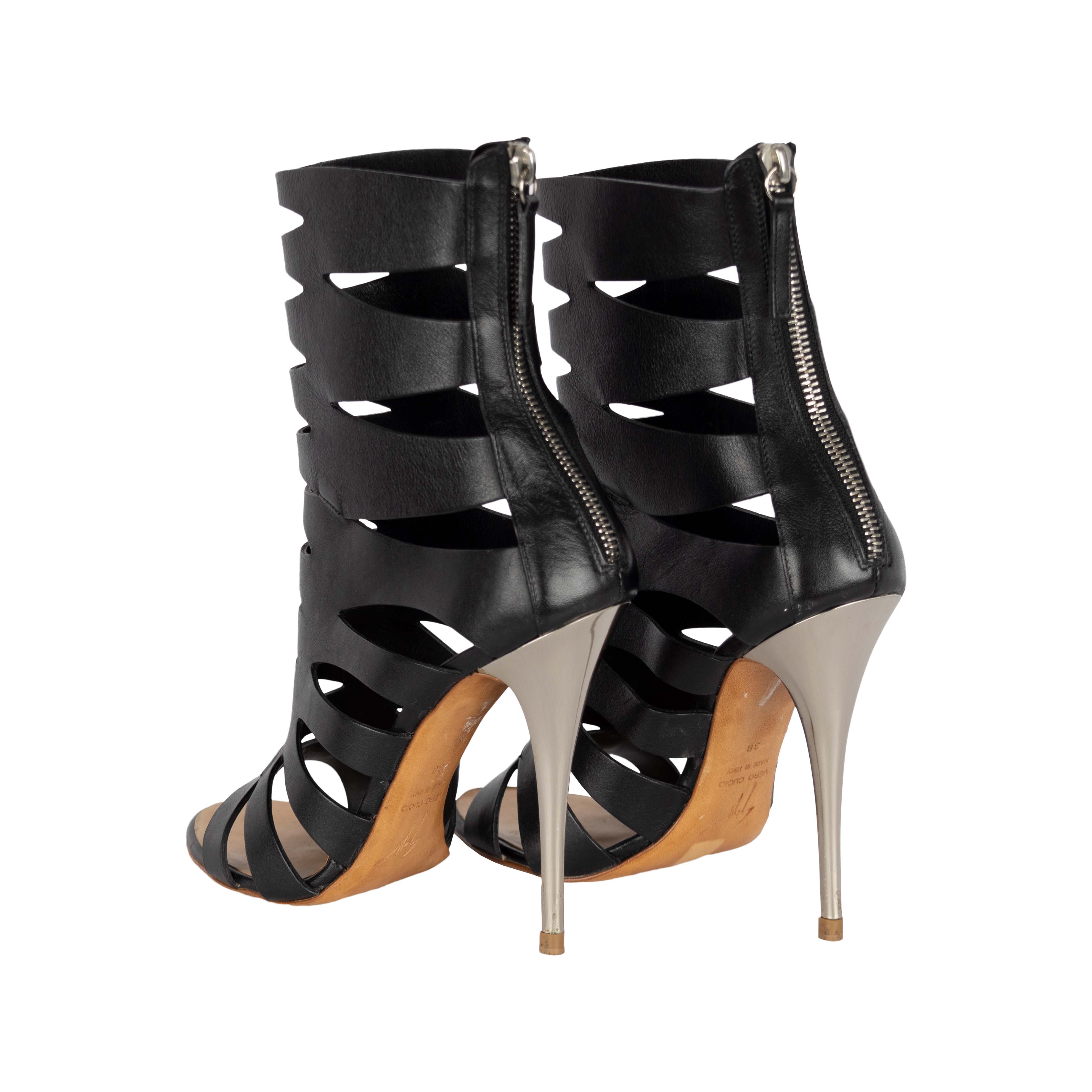 Giuseppe Zanotti Cutout Peep-toe Ankle Boots - '10s