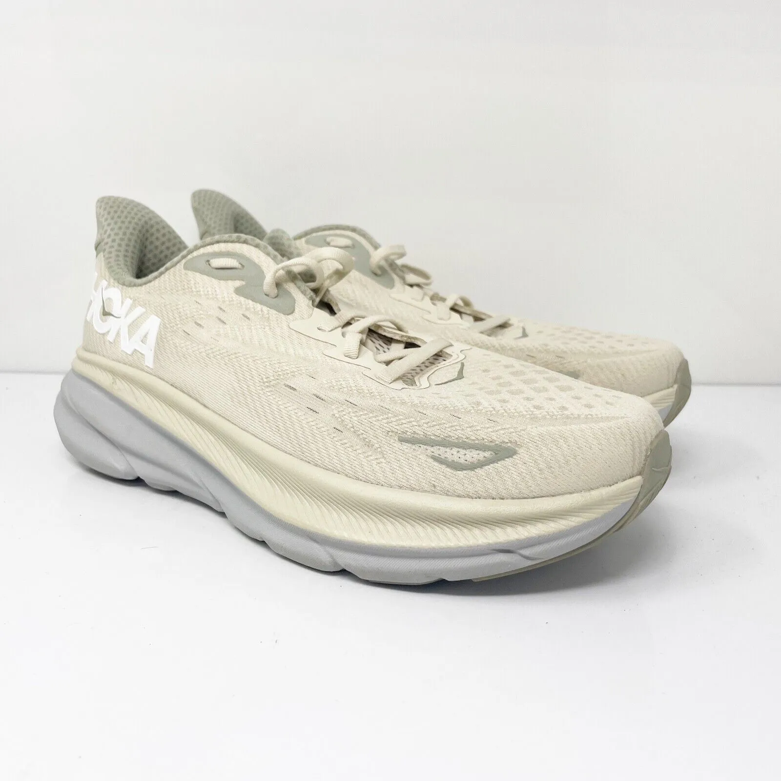 Hoka One One Mens Clifton 9 1127895 OKB Beige Running Shoes Sneakers Size 9.5 D