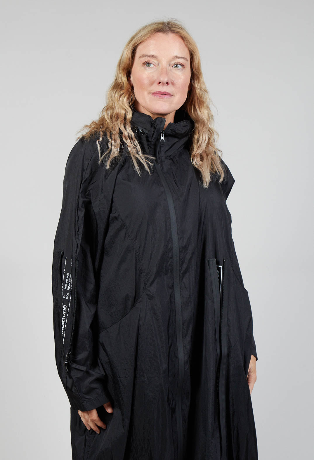 Lightweight Longline Coat with Zip in Black