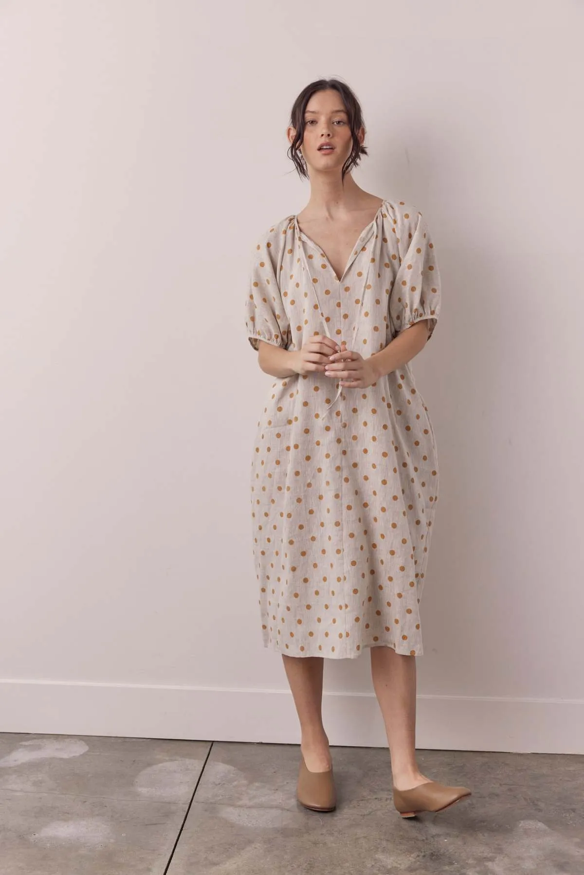 Linen polka dot puff sleeve dress - Beige/Mustard