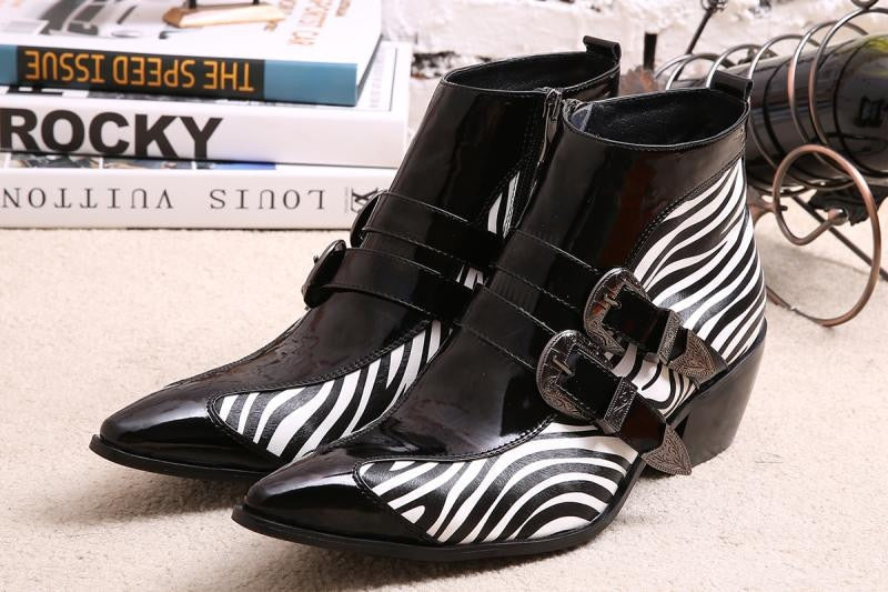 Men's Japanese Pointed Toe Zebra Strip Pattern Buckle Ankle Boots