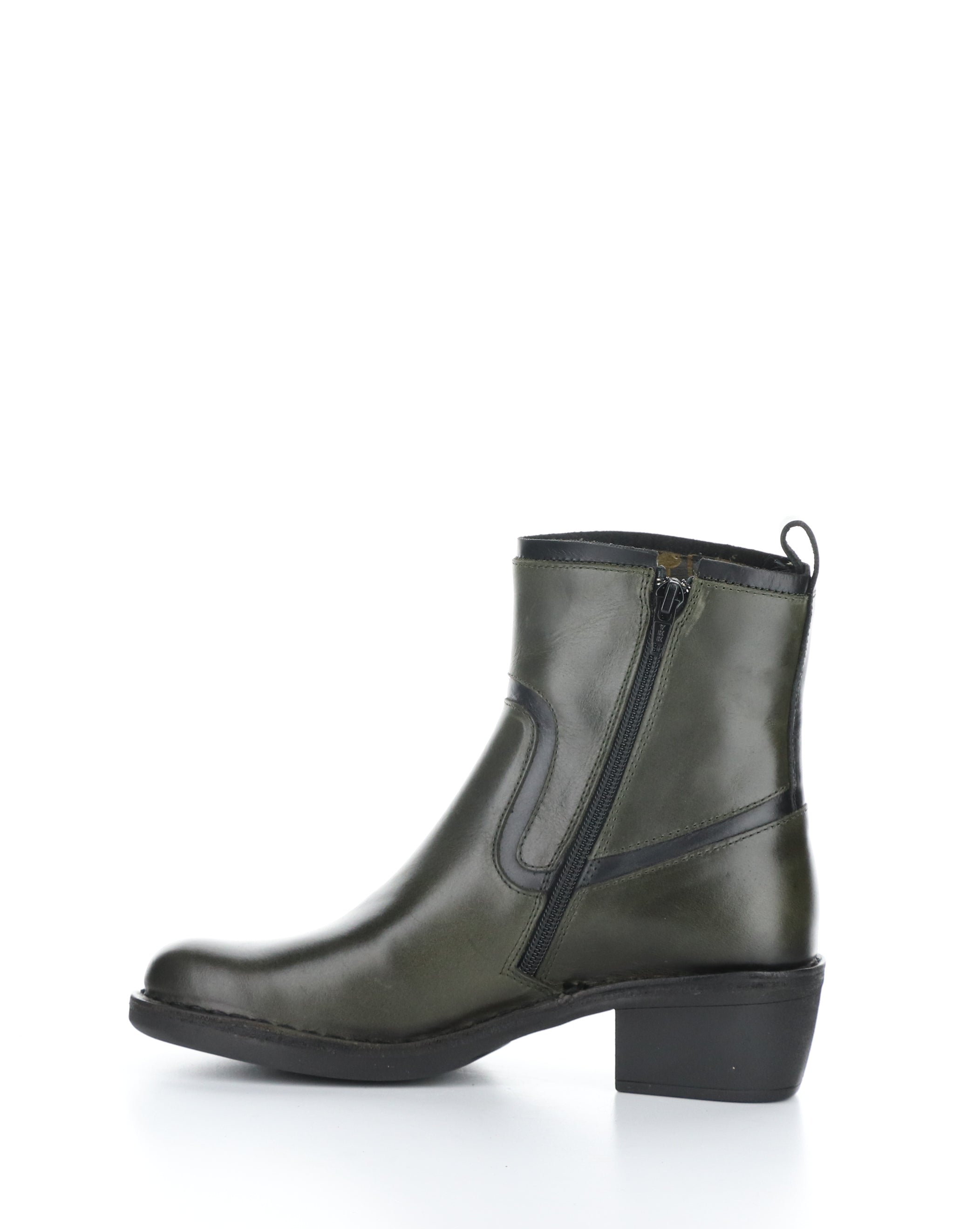 MIZI102FLY 002 DIESEL/BLACK Round Toe Boots