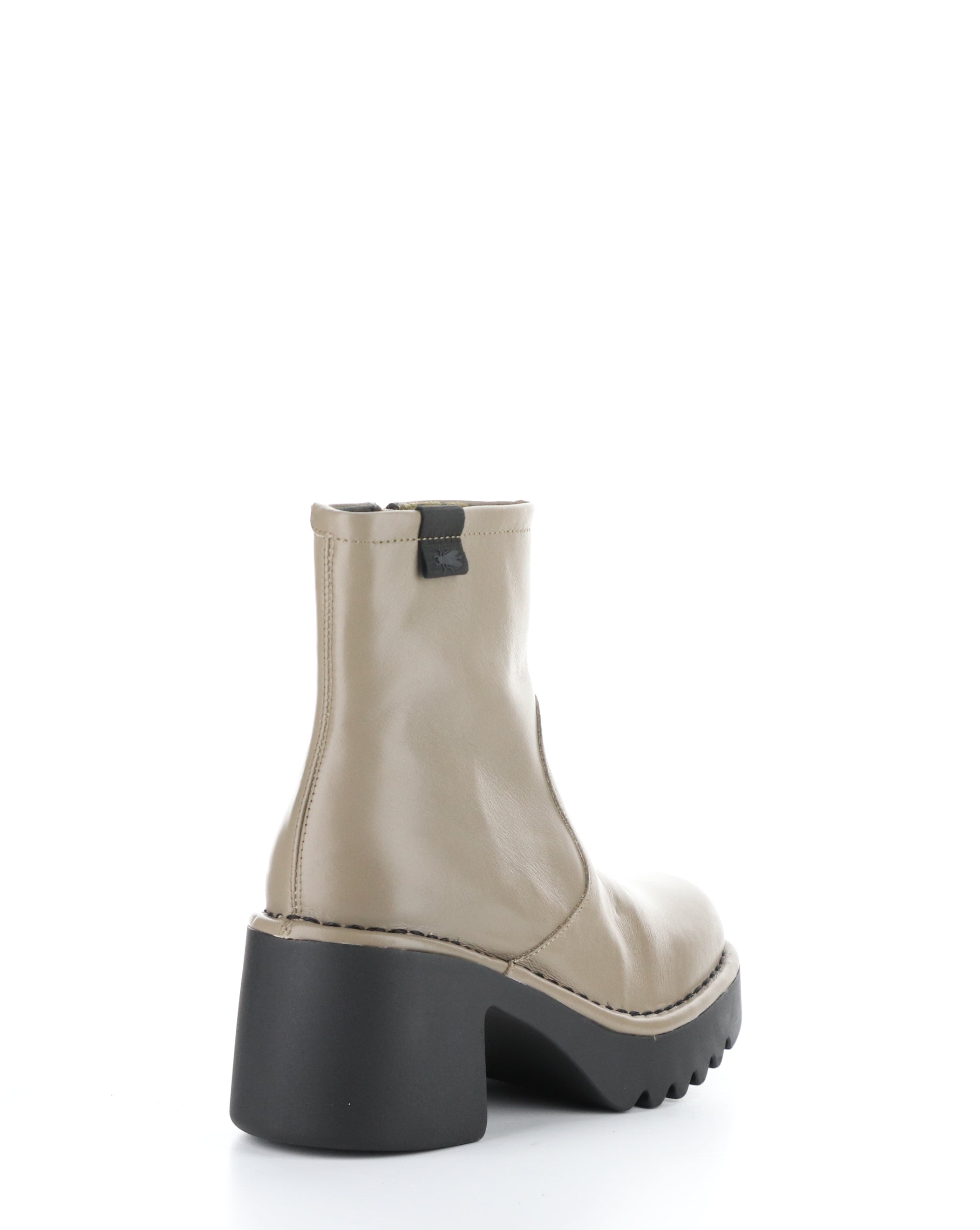 MOGE250FLY 005 TAUPE Round Toe Boots