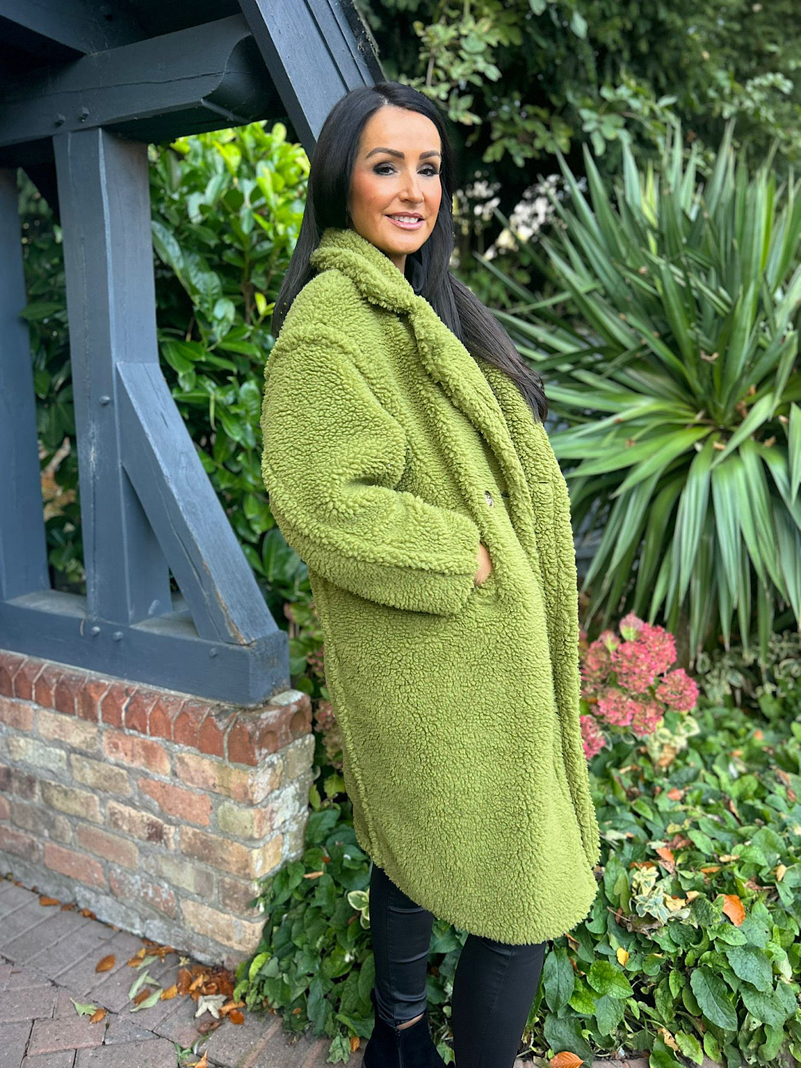 Olive Teddy Coat Wendy