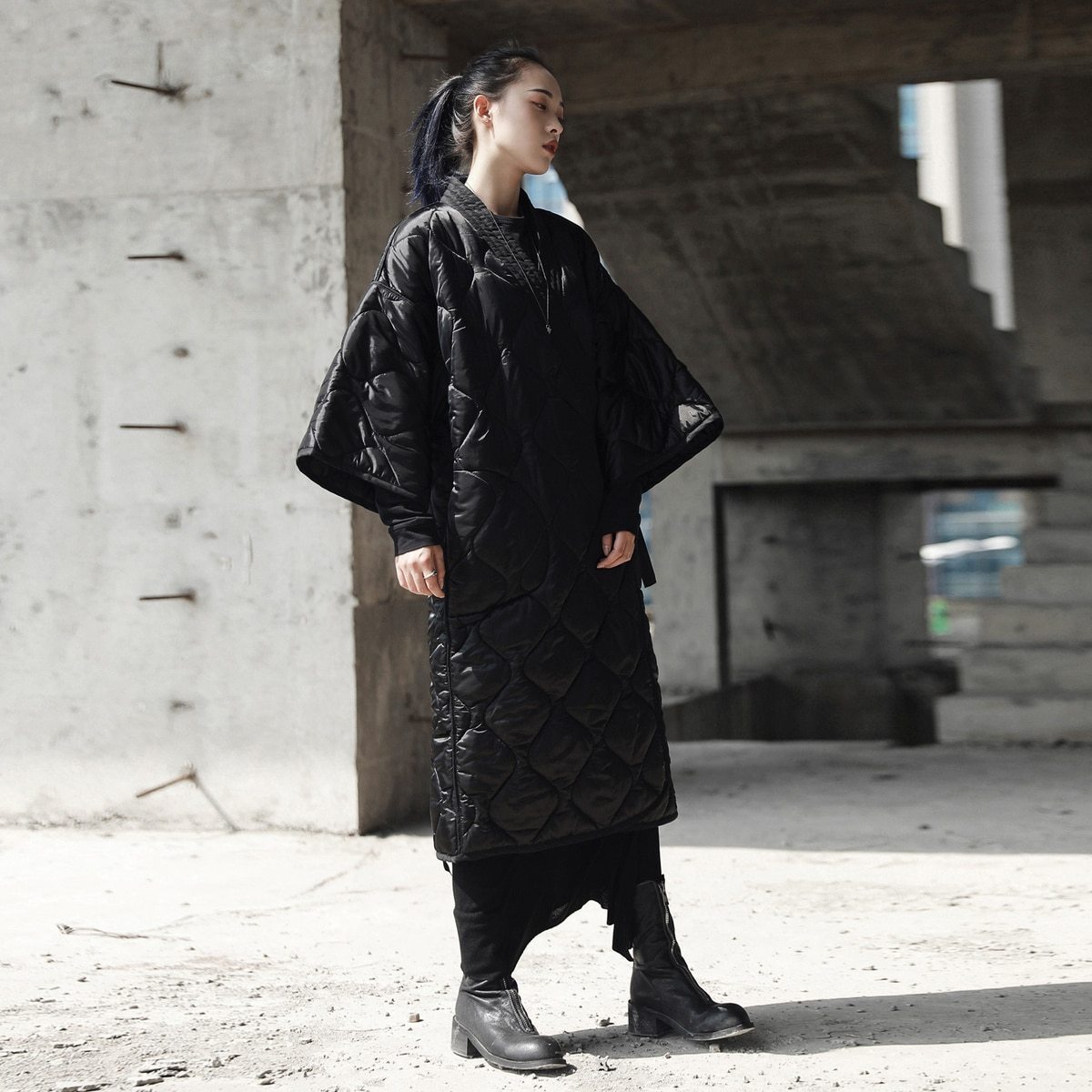 Satoko V-collar Quilted Coat