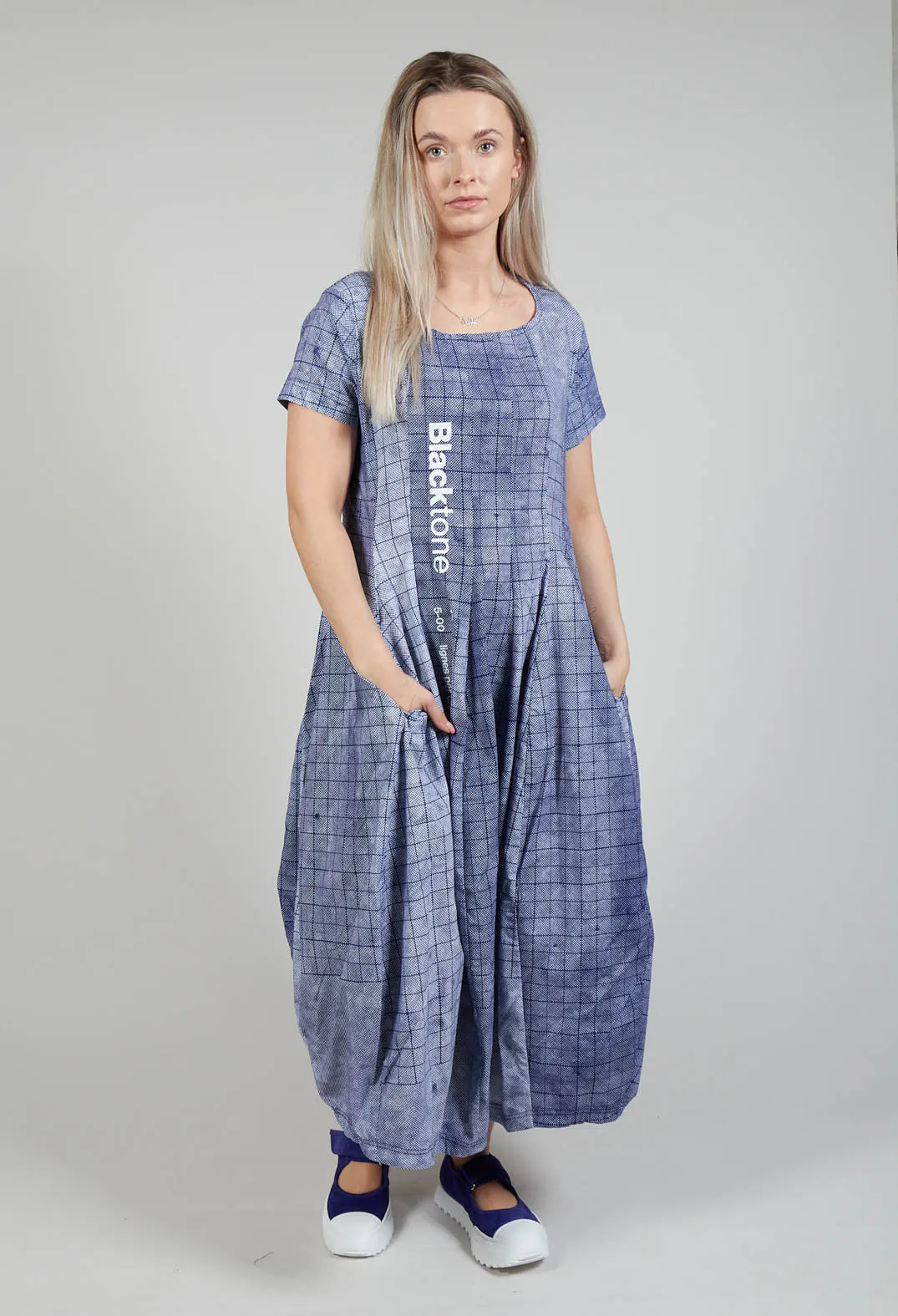 Short Sleeve Dress with Tulip Hem in Placed Azur Print