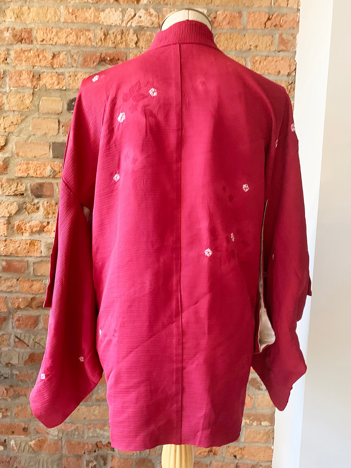 Vintage Haori/Kimono Fuchsia leaves 1970s