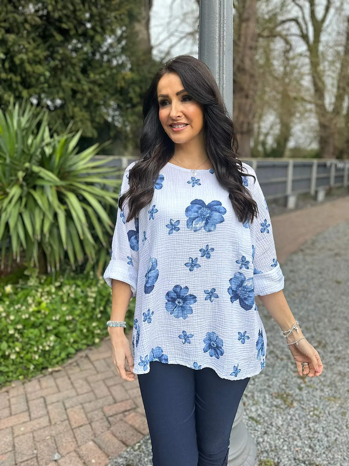 White Bubble Cotton Flower Top Pippa